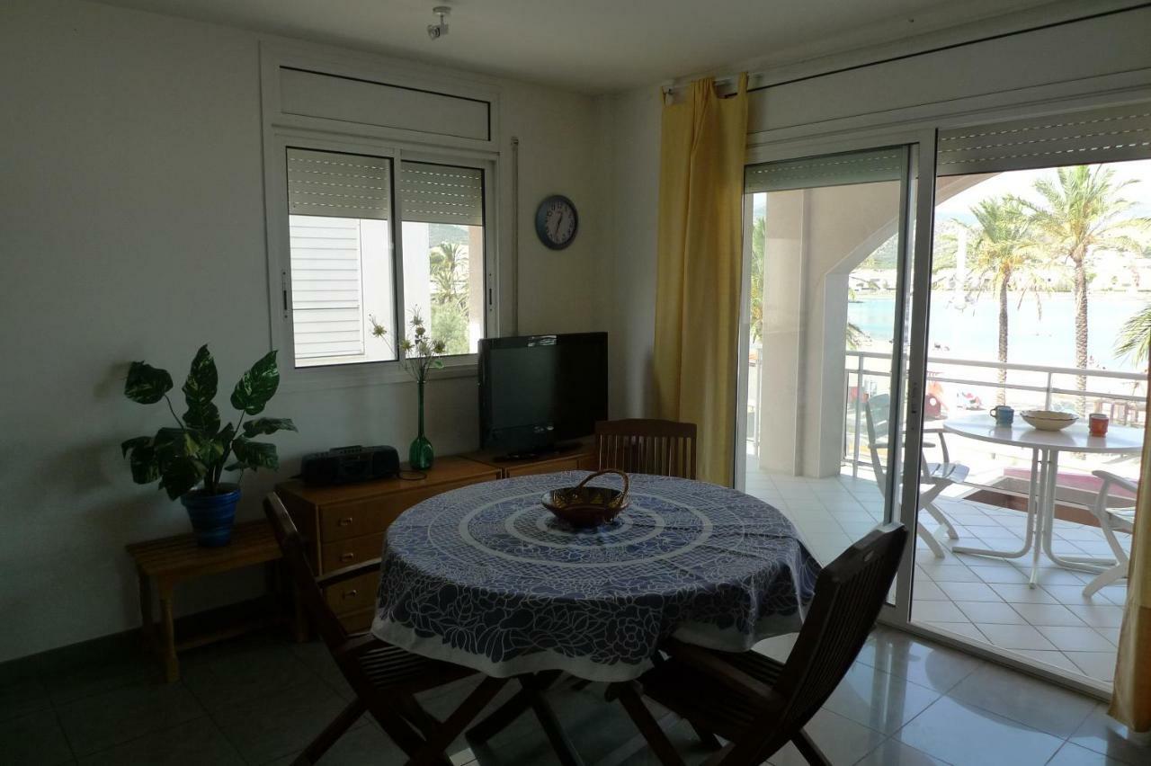 דירות Llança Platja Del Port מראה חיצוני תמונה