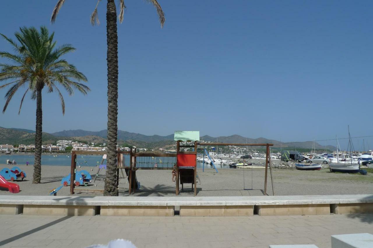 דירות Llança Platja Del Port מראה חיצוני תמונה