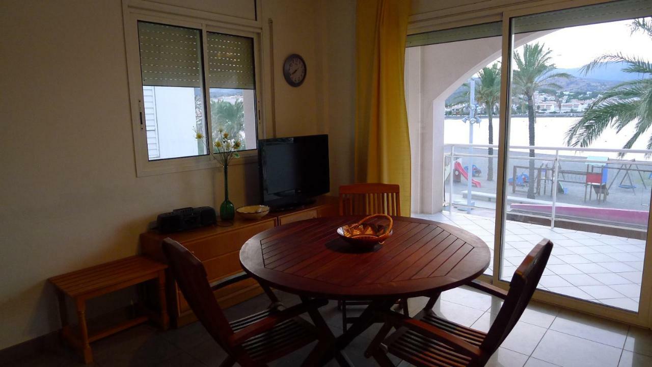 דירות Llança Platja Del Port מראה חיצוני תמונה